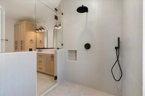 8609 Nina Lane Jonestown TX 78645