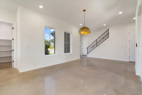 8609 Nina Lane Jonestown TX 78645