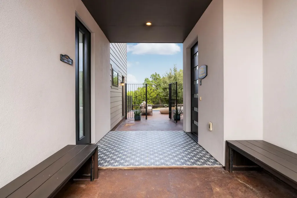 10800 Superview Drive Austin TX 78736