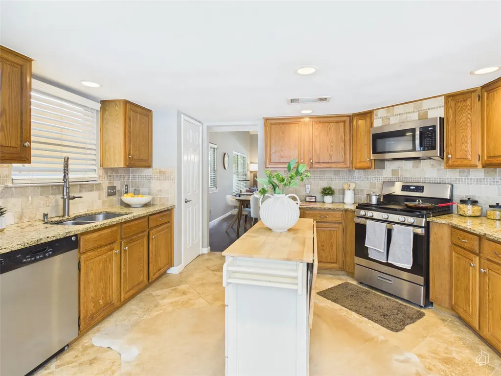6503 Shiner Street Austin TX 78729