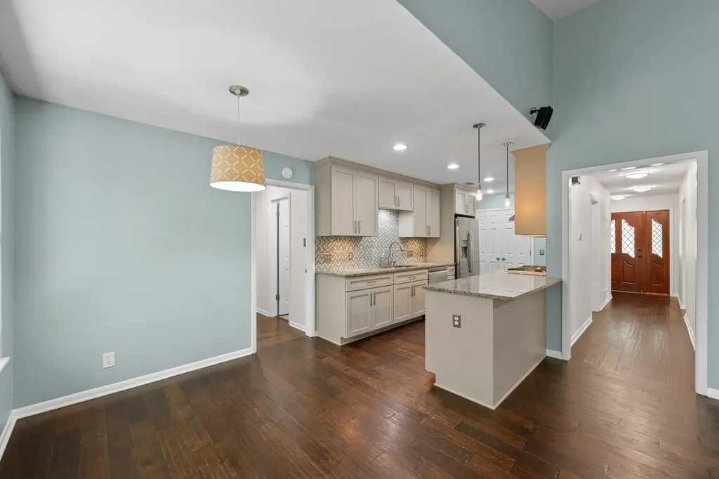 3111 Stanwood Drive Austin TX 78757