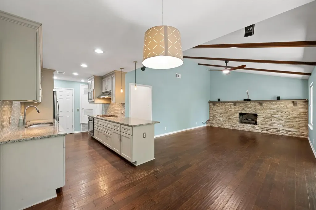 3111 Stanwood Drive Austin TX 78757