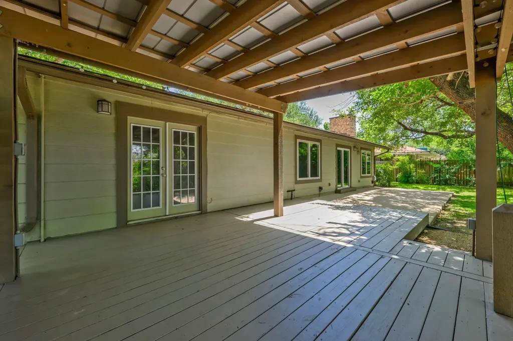 3111 Stanwood Drive Austin TX 78757