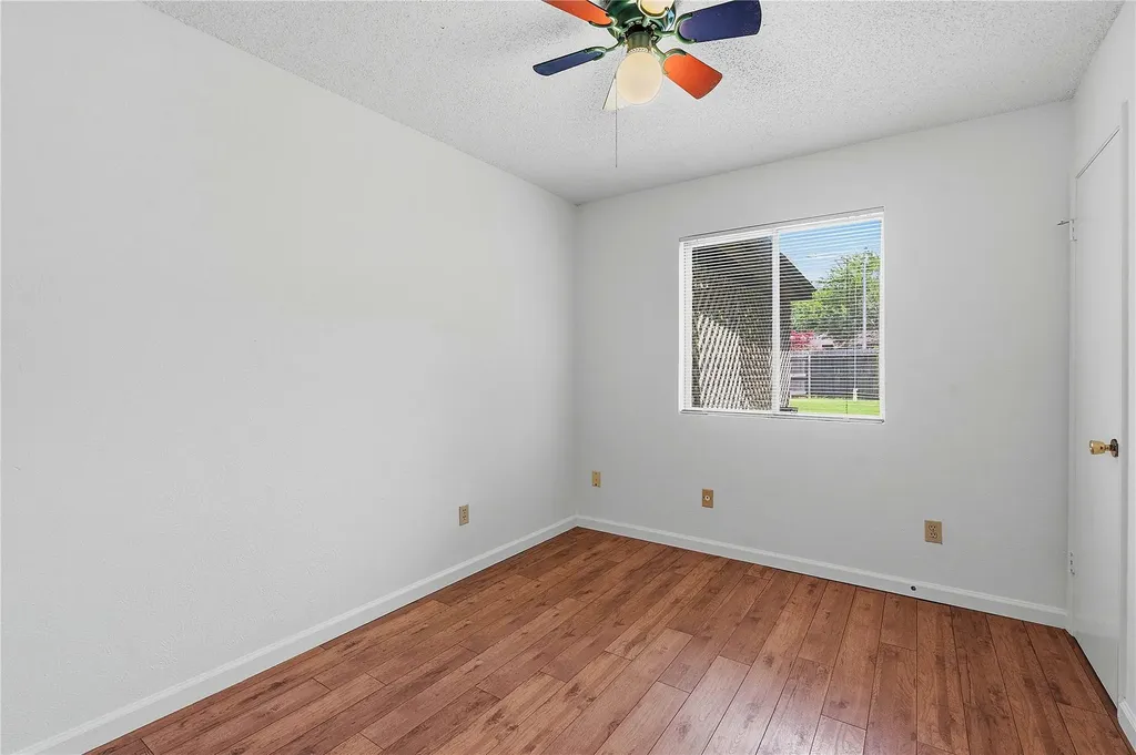 6205 Shadow Bend Austin TX 78745