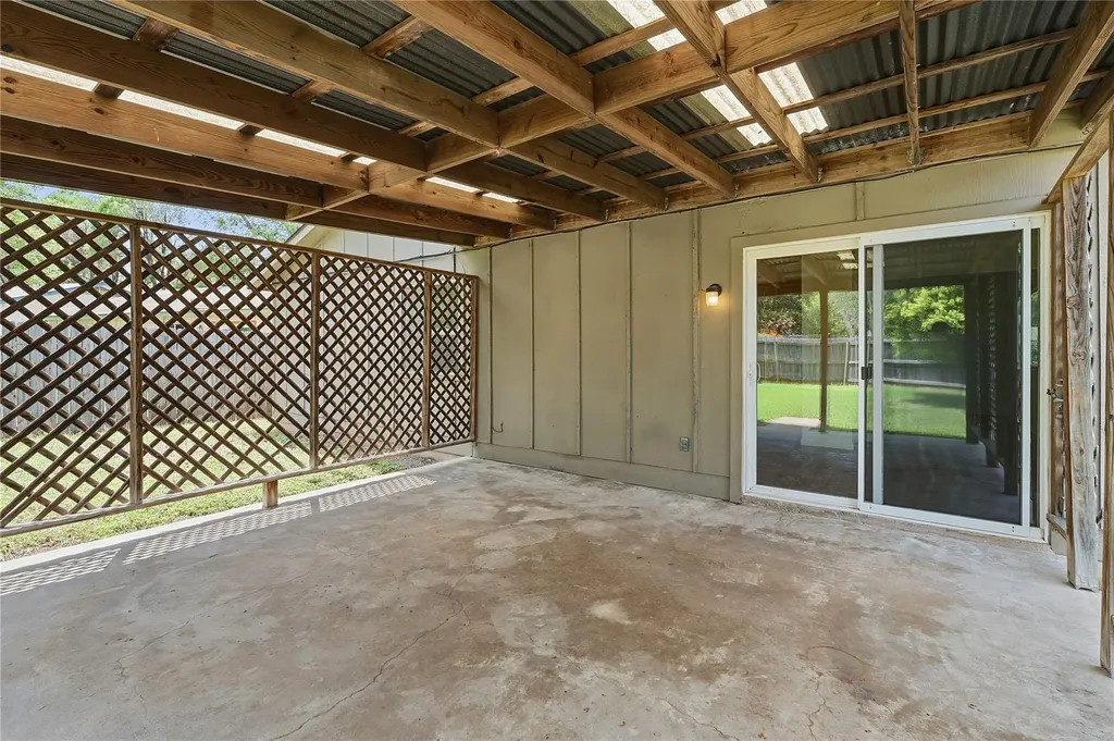 6205 Shadow Bend Austin TX 78745
