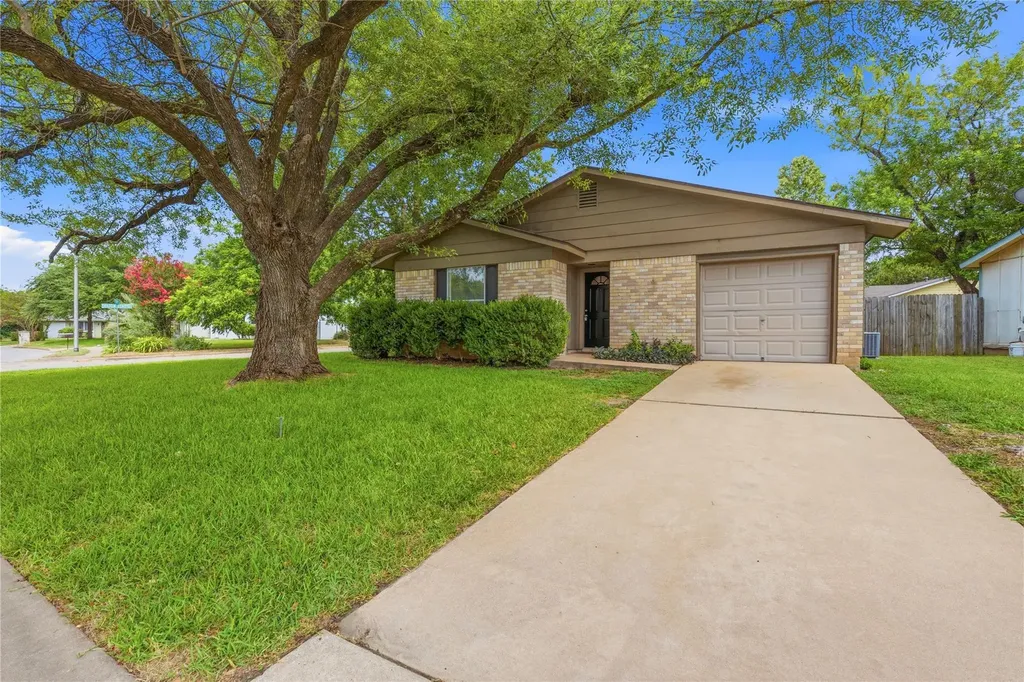 6205 Shadow Bend Austin TX 78745