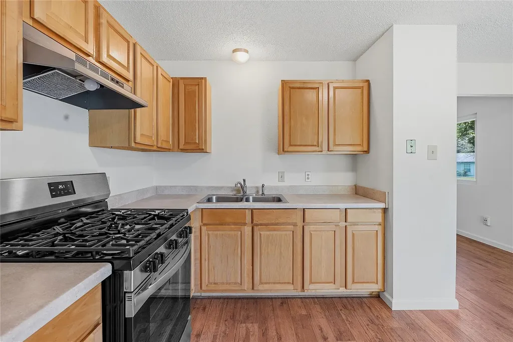 6205 Shadow Bend Austin TX 78745