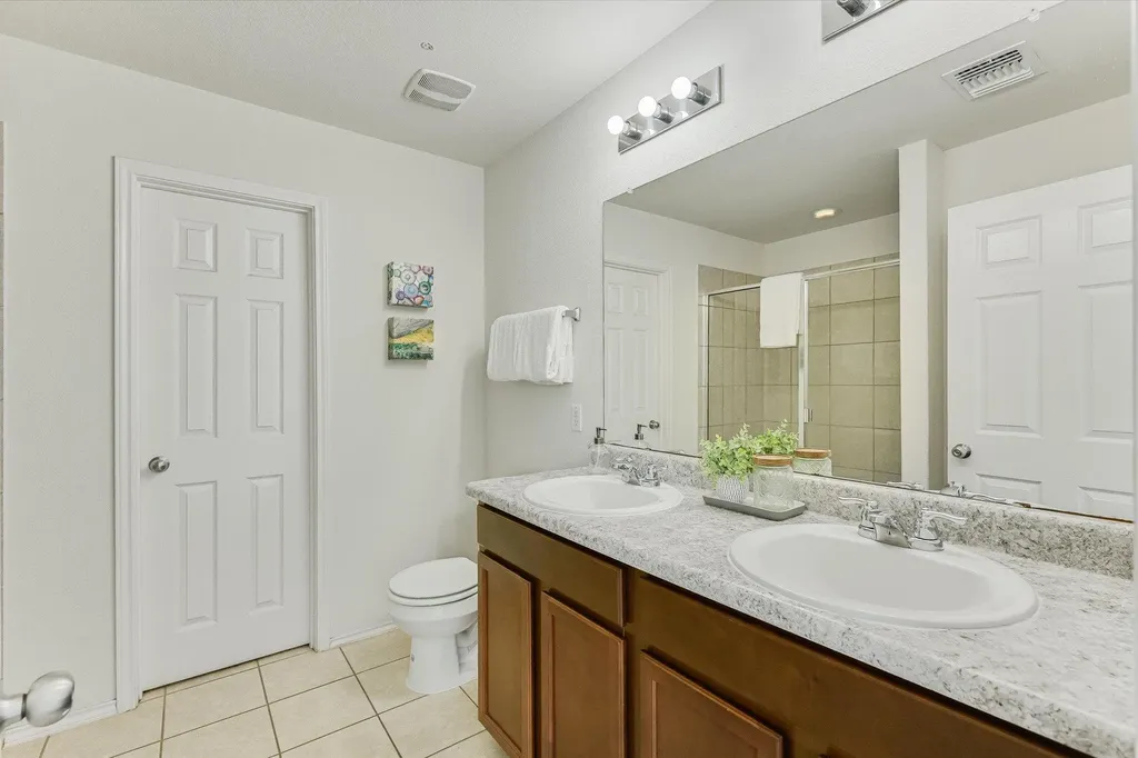 220 Nettletree Drive Buda TX 78610