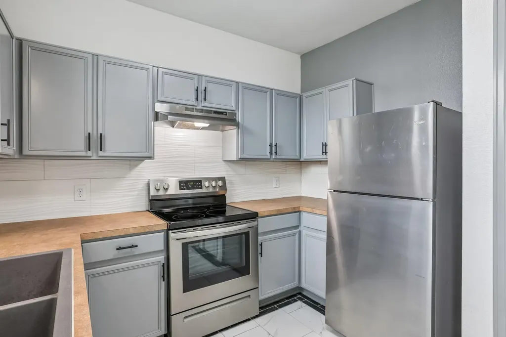 18736 Imperial Eagle Lane Elgin TX 78621