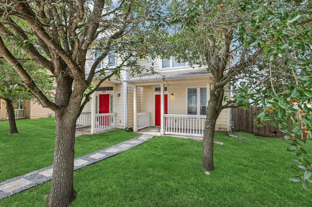 18736 Imperial Eagle Lane Elgin TX 78621