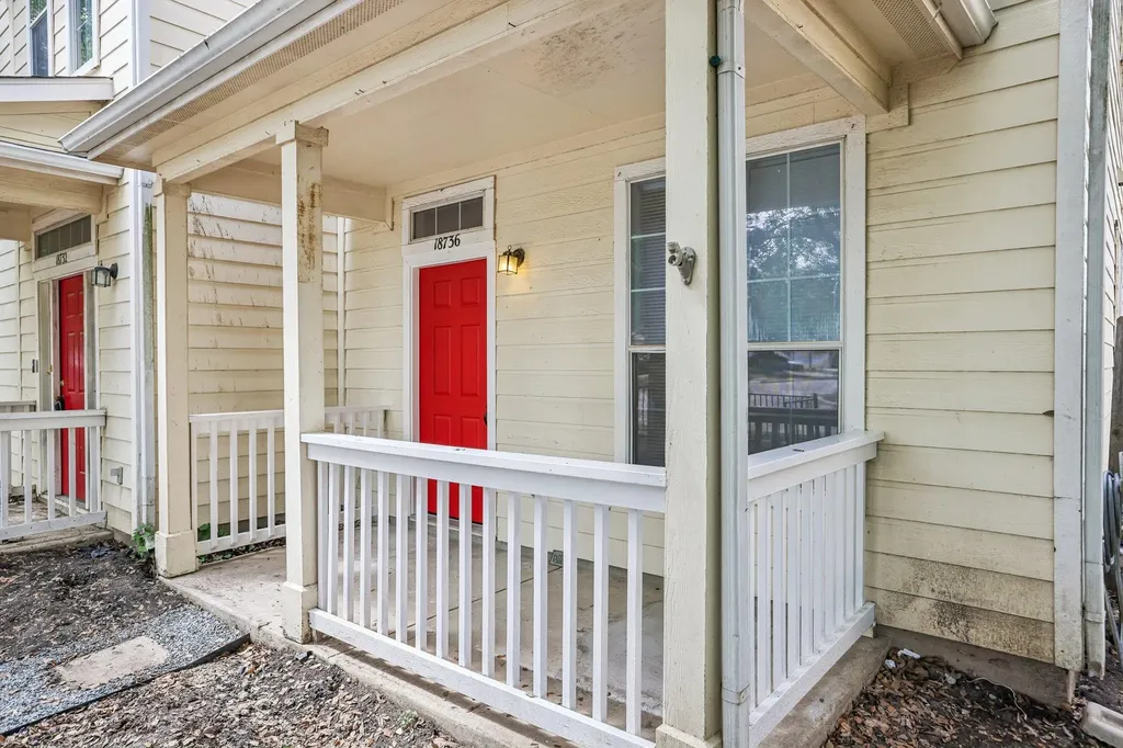 18736 Imperial Eagle Lane Elgin TX 78621