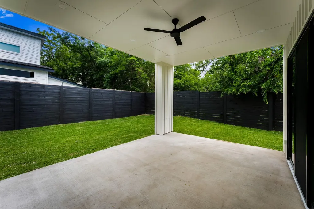3204 Lyons Road Austin TX 78702
