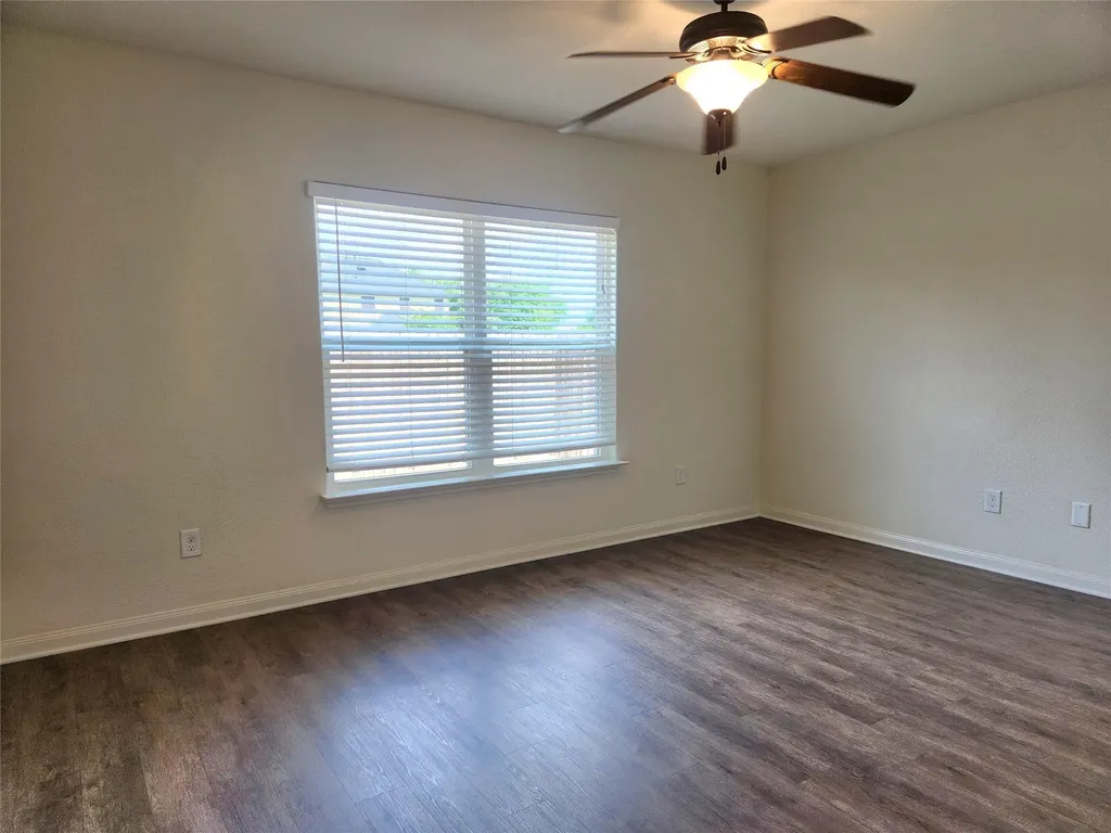 1616 Treeta Trail Kyle TX 78640