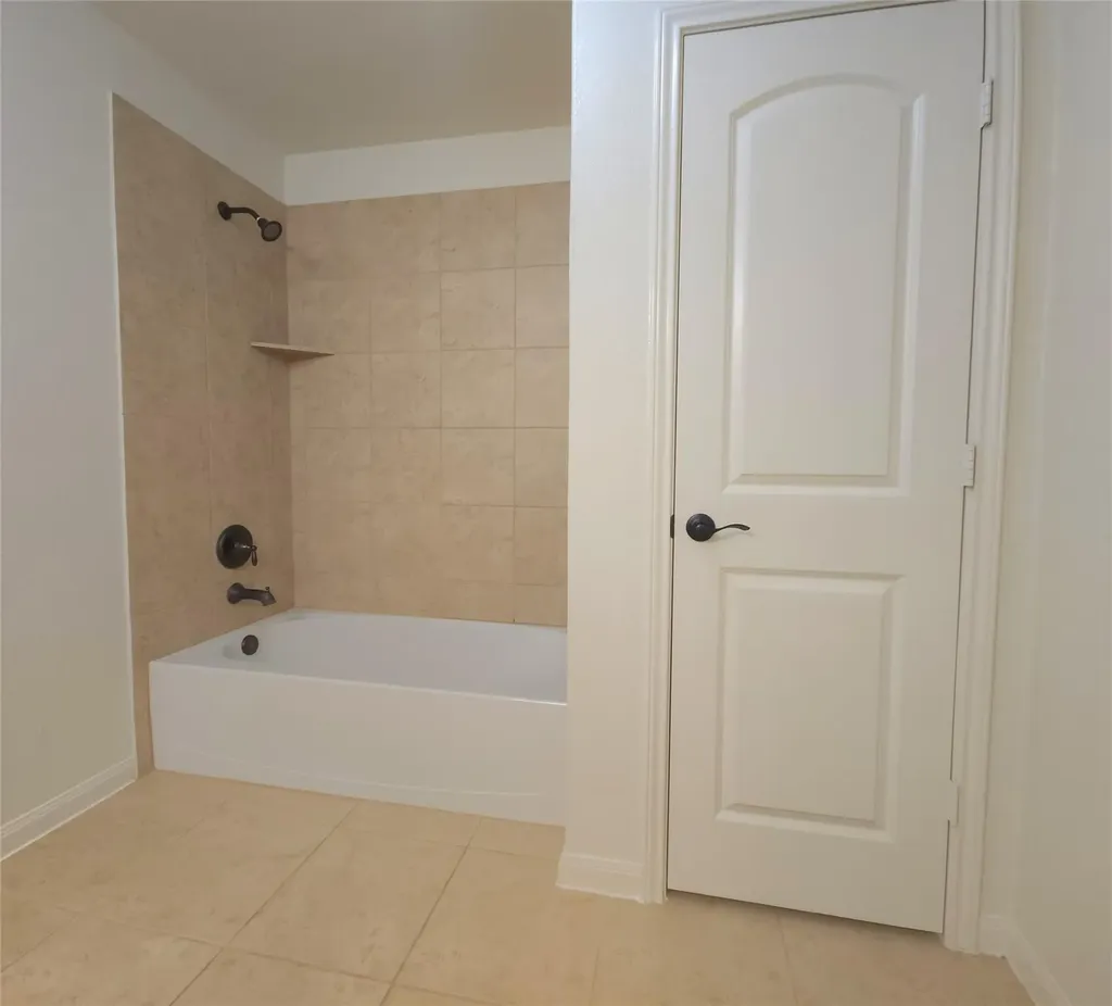 1616 Treeta Trail Kyle TX 78640