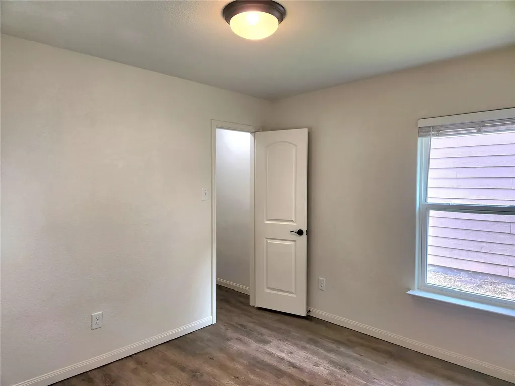 1616 Treeta Trail Kyle TX 78640