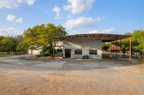 421 Rolling Hills Road Blanco TX 78606