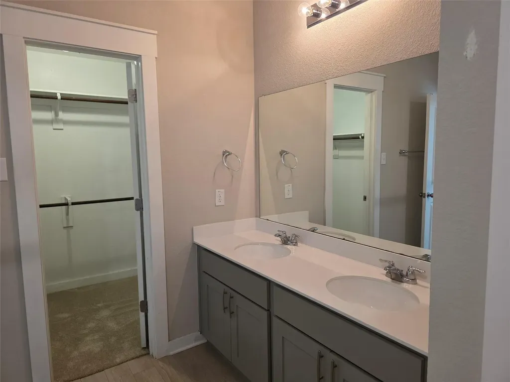 17100 Carmel Cricket Drive Pflugerville TX 78660