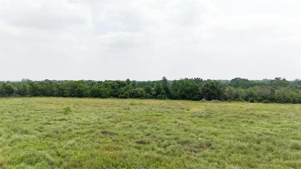 6015 Seawillow Road Lockhart TX 78644