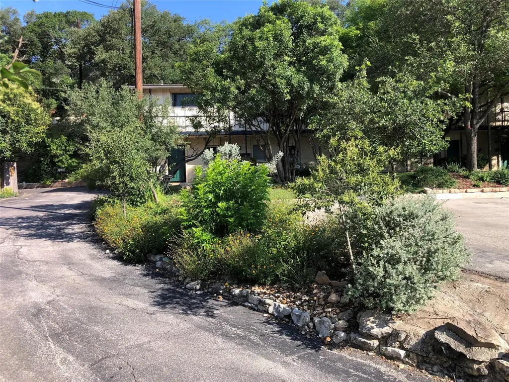 5330 Balcones Drive Austin TX 78731