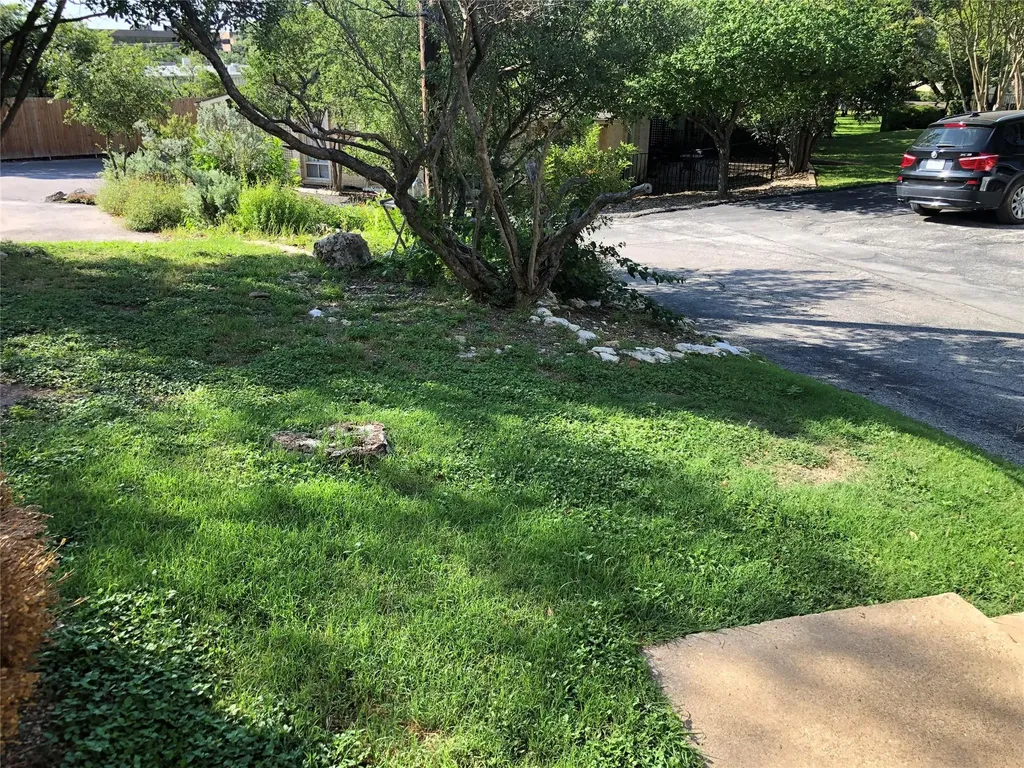 5330 Balcones Drive Austin TX 78731