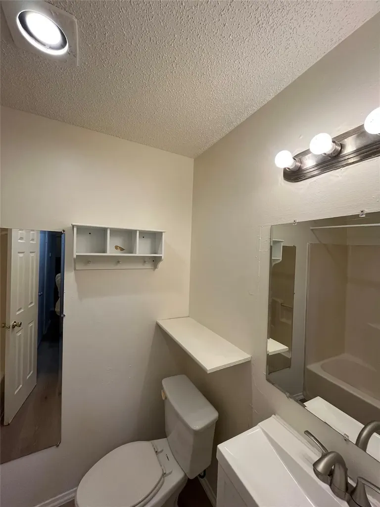 905 Fieldwood Drive Austin TX 78758