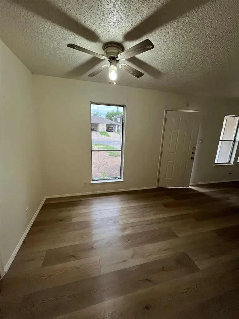 905 Fieldwood Drive Austin TX 78758
