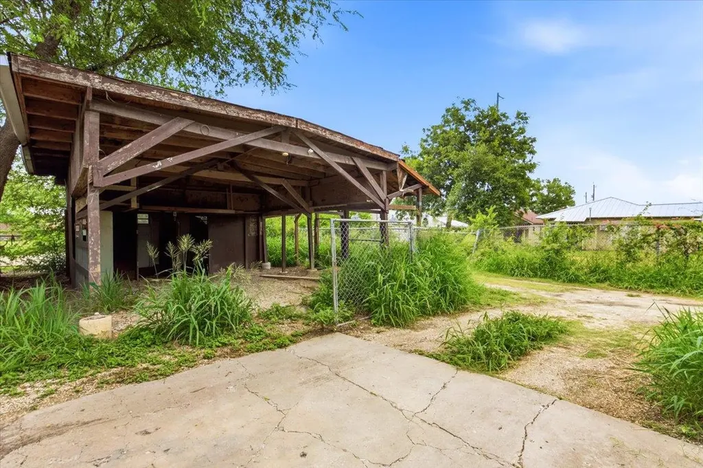 1920 Leal Street San Antonio TX 78207
