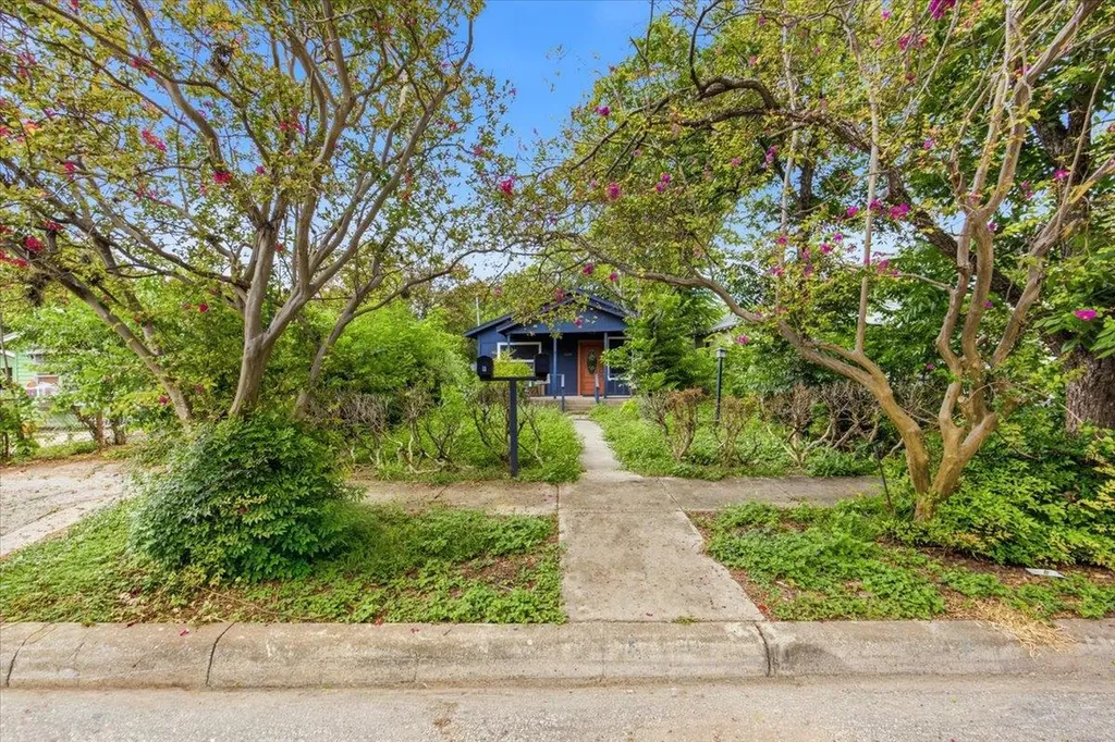 1920 Leal Street San Antonio TX 78207