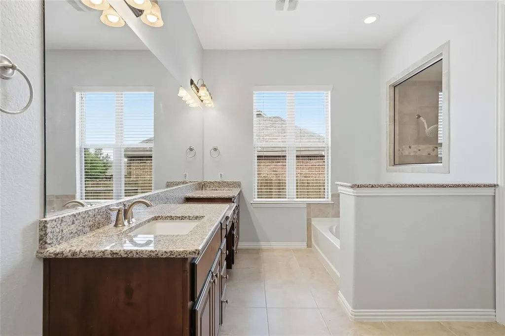 3928 Cole Valley Lane Round Rock TX 78681