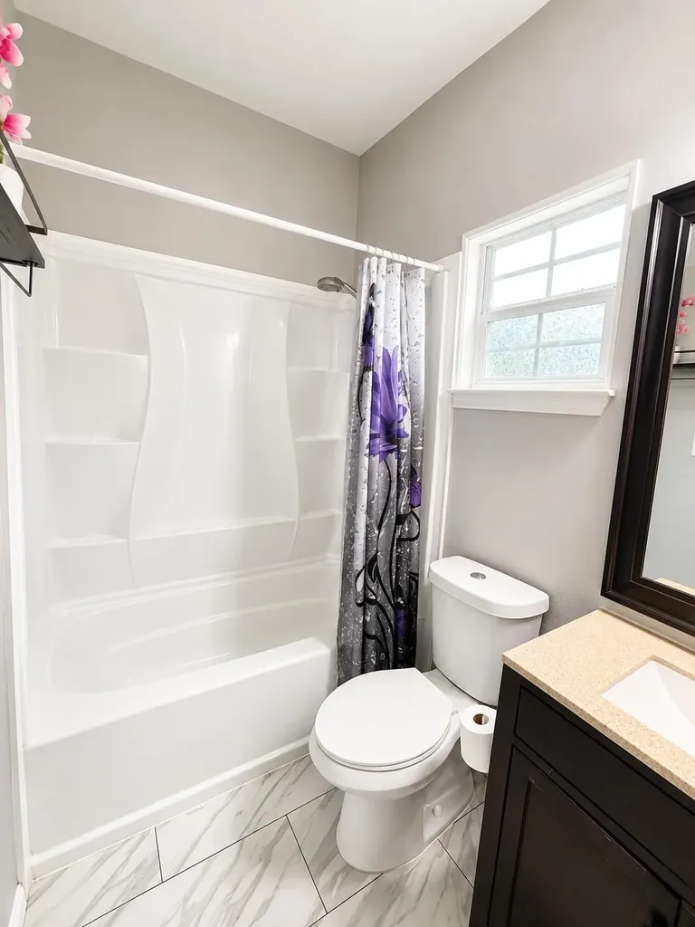 395 Willow Avenue Luling TX 78648