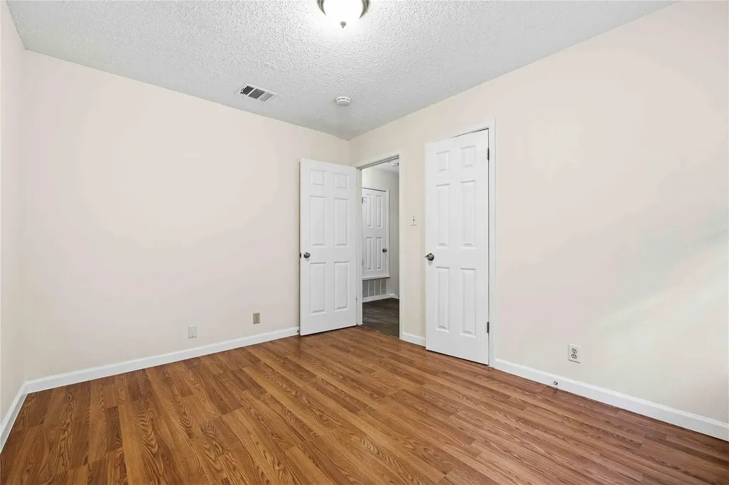 1105 Ash Cove Austin TX 78753