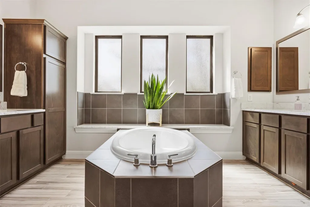 1216 Scenic Oaks Drive Georgetown TX 78628