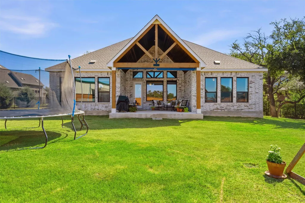1216 Scenic Oaks Drive Georgetown TX 78628