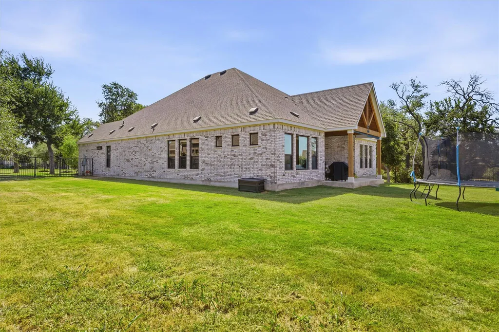 1216 Scenic Oaks Drive Georgetown TX 78628