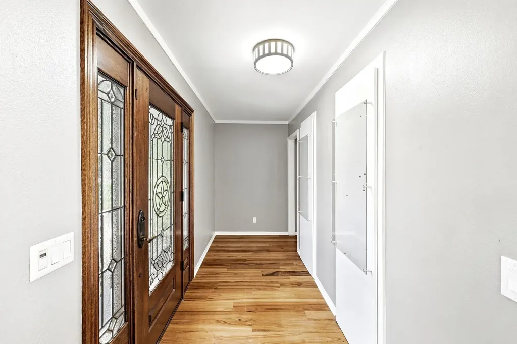 8608 Crest Ridge Circle Austin TX 78750