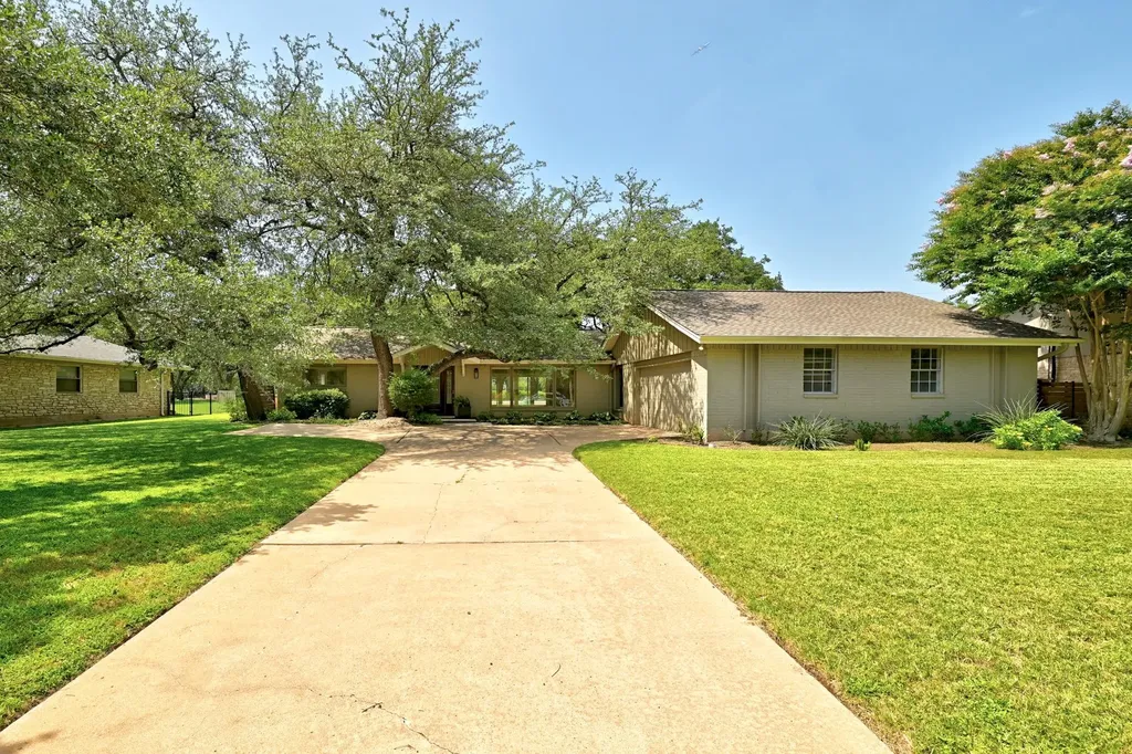 8608 Crest Ridge Circle Austin TX 78750