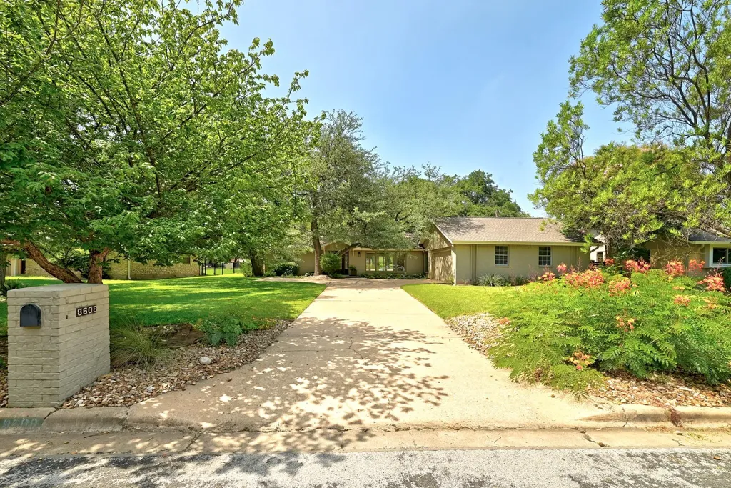 8608 Crest Ridge Circle Austin TX 78750