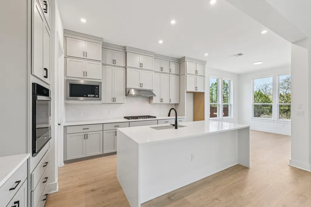 1028 Sonata Place Round Rock TX 78681