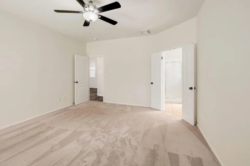 2307 Hayfield Square Pflugerville TX 78660