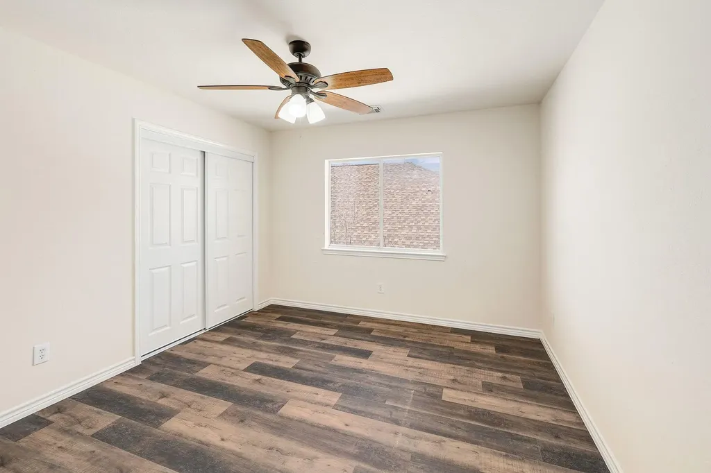 2307 Hayfield Square Pflugerville TX 78660