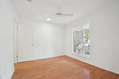 1300 Leah Lane Round Rock TX 78665