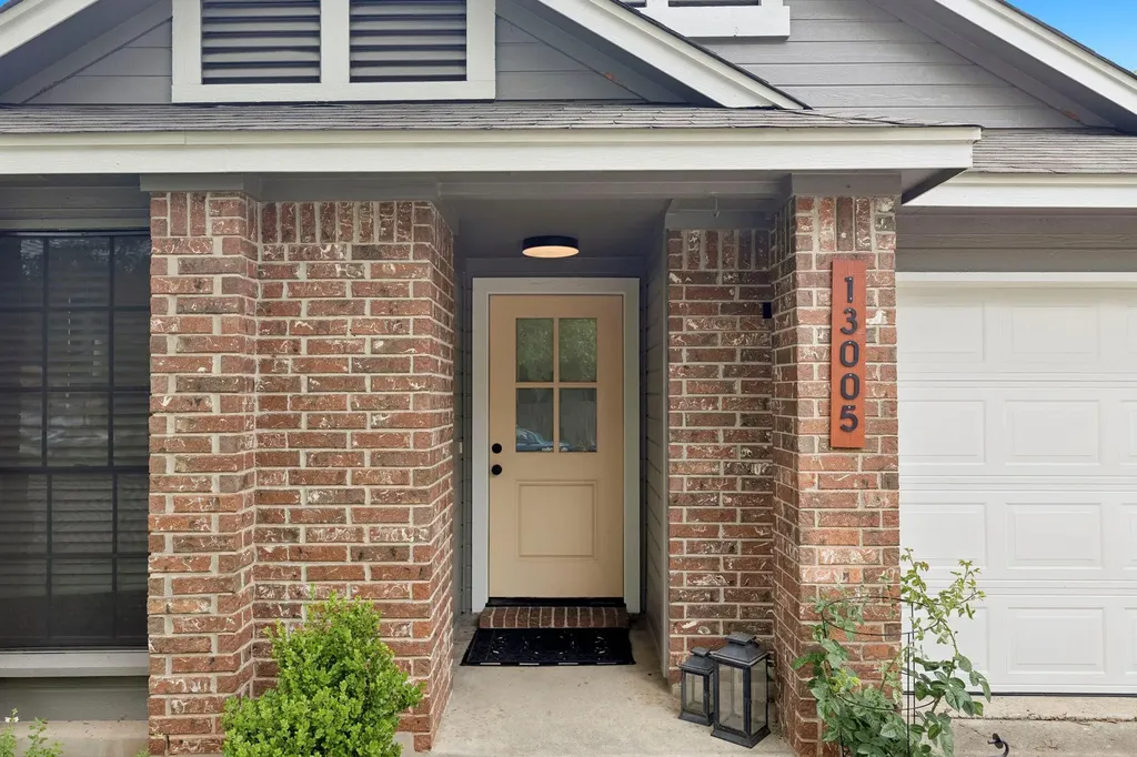 13005 Widge Drive Austin TX 78727