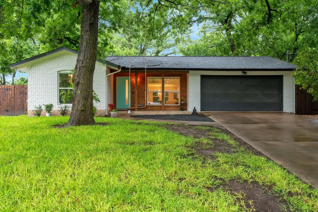 823 Walnut Creek Drive Austin TX 78753