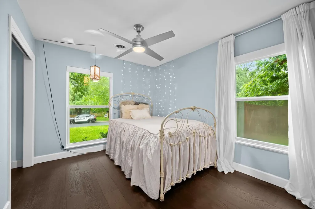 823 Walnut Creek Drive Austin TX 78753