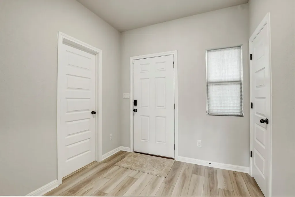 13117 Alamito Creek Trail Manor TX 78653