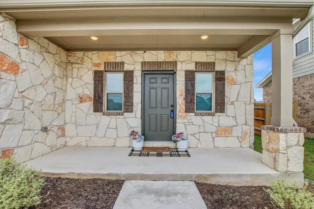 13117 Alamito Creek Trail Manor TX 78653