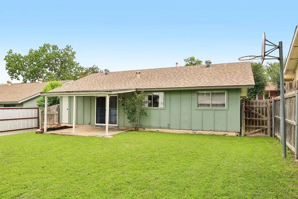 1105 Blue Ridge Drive Austin TX 78753