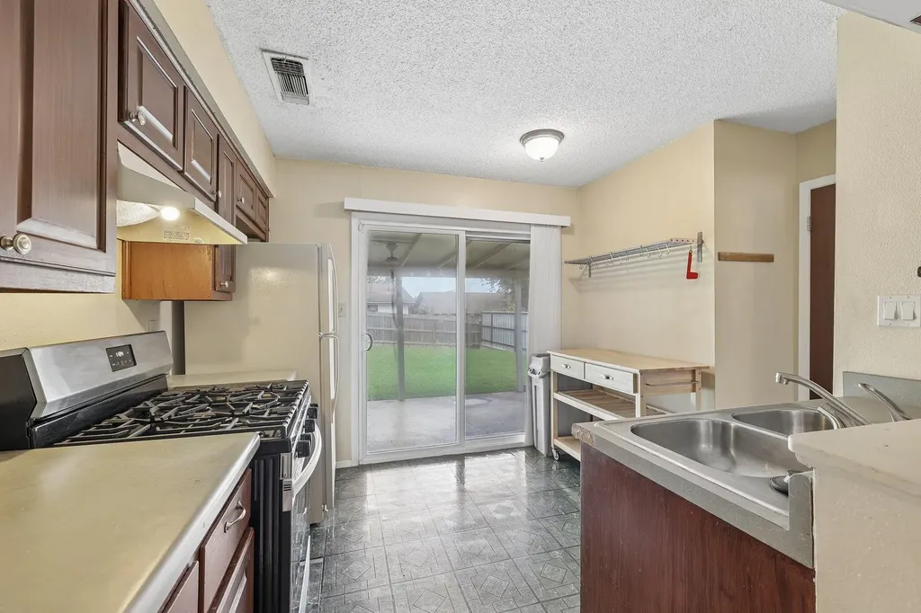 1105 Blue Ridge Drive Austin TX 78753