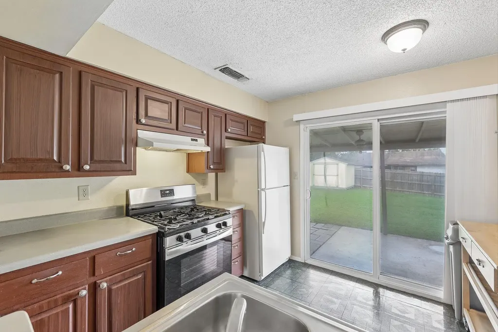 1105 Blue Ridge Drive Austin TX 78753