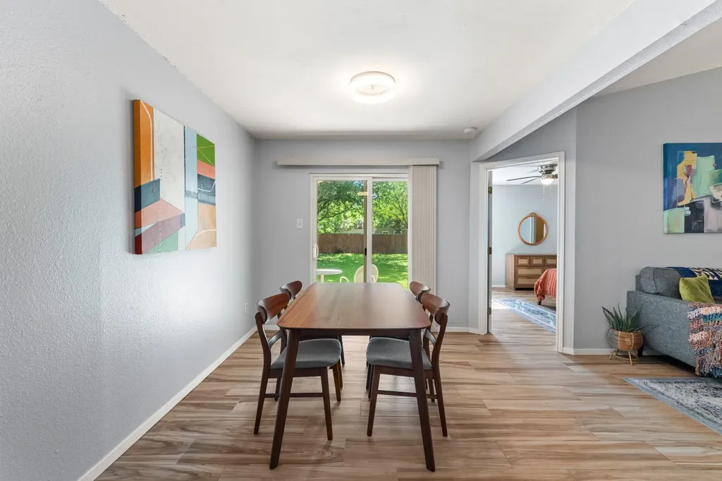 9511 Curlew Drive Austin TX 78748